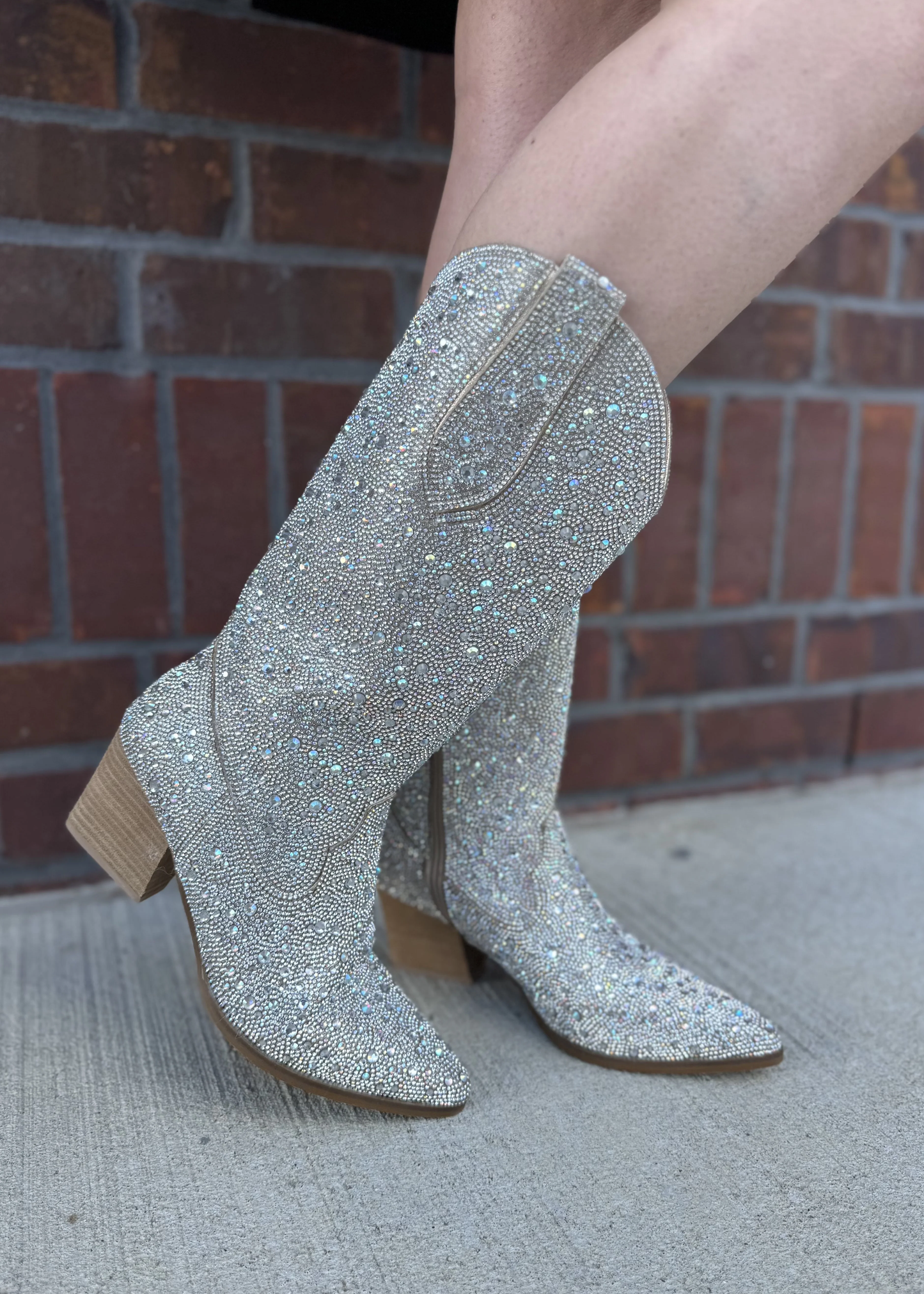 Women's Silver Dollar Western Boots - Snip Toe