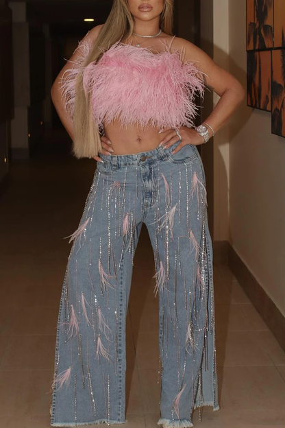 Fitting Mid-Rise Denim Jeans with Fringe